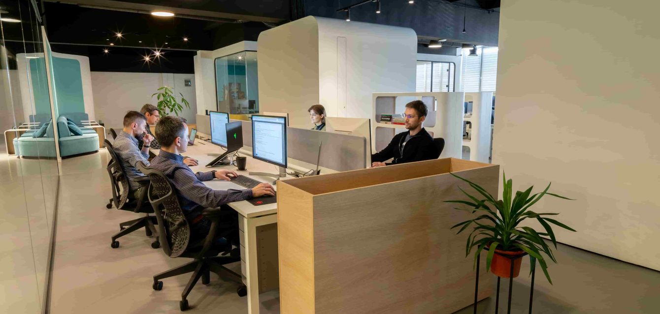 Custom software solutions for startups and enterprises by Nuclieos